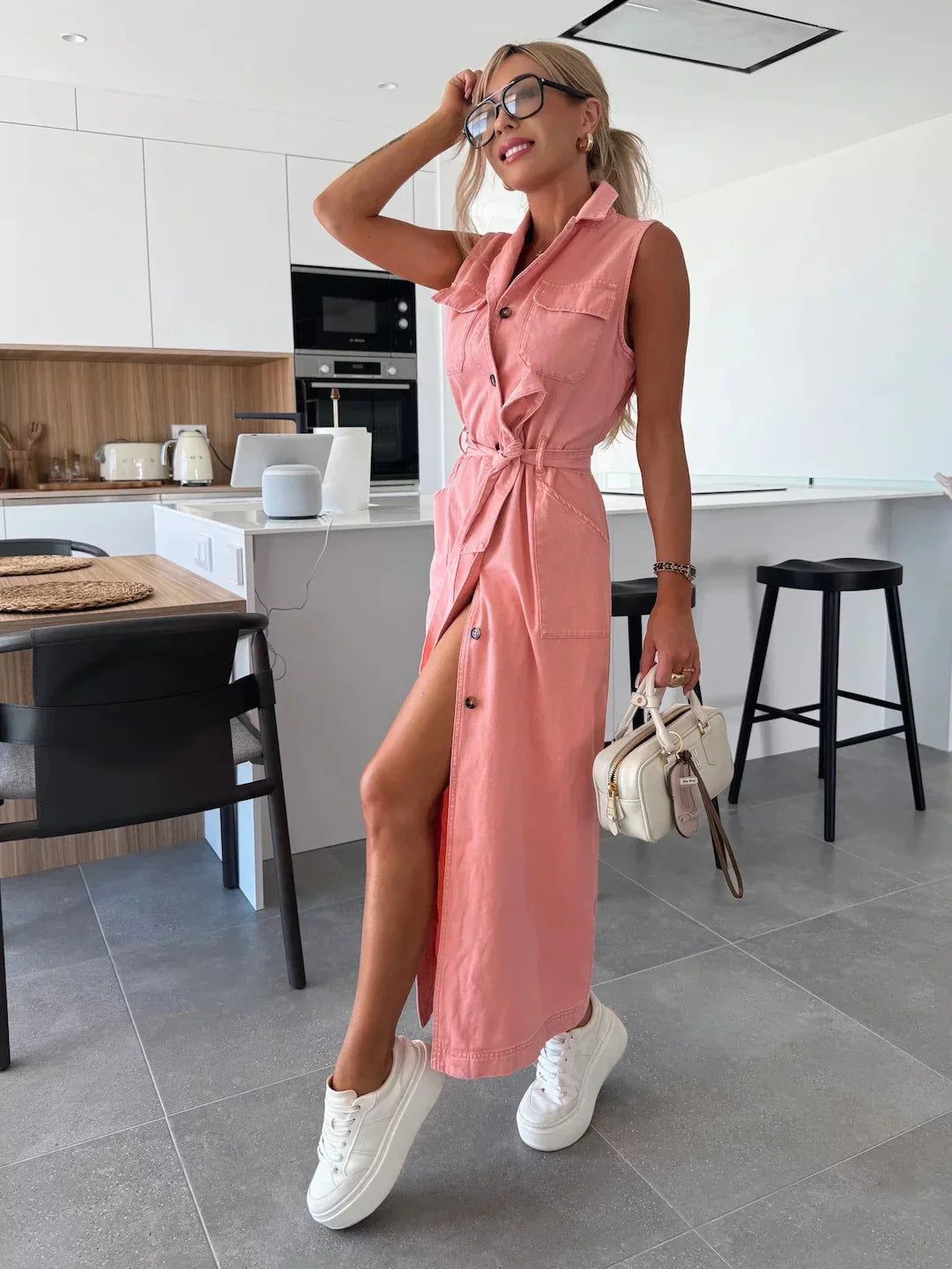 Riviera Denimjurk – Mouwloze Maxi Jurk met Ceintuur