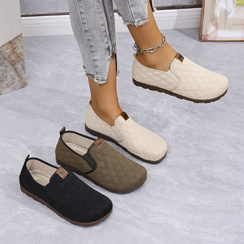 Alma instappers in beige, lichte slip-on schoen – Elyssor Fashion
