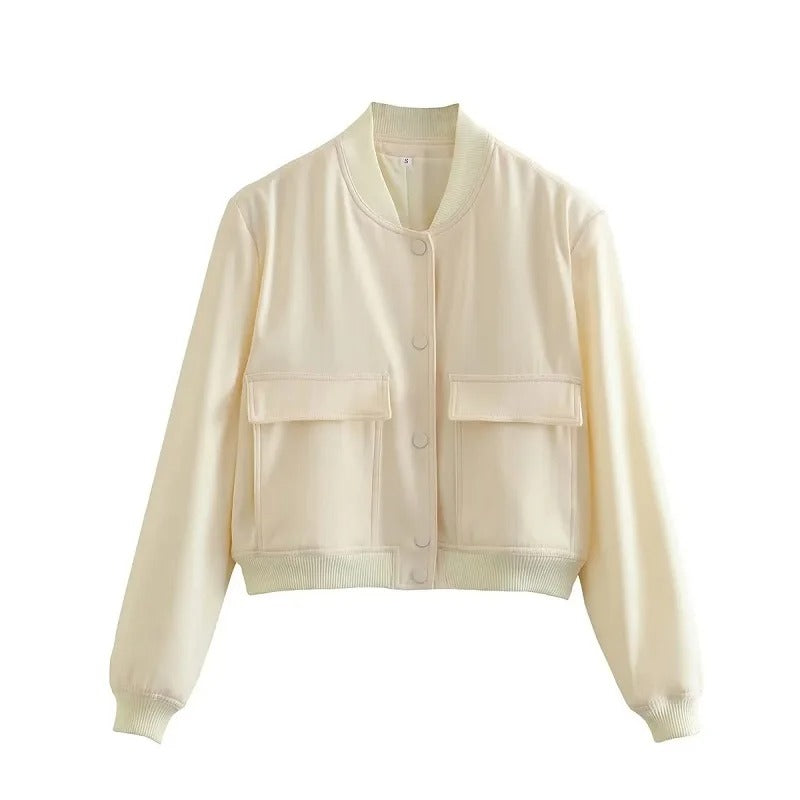 Chiara Bomberjas met ribboord en drukknopen in beige – Elyssor Fashion