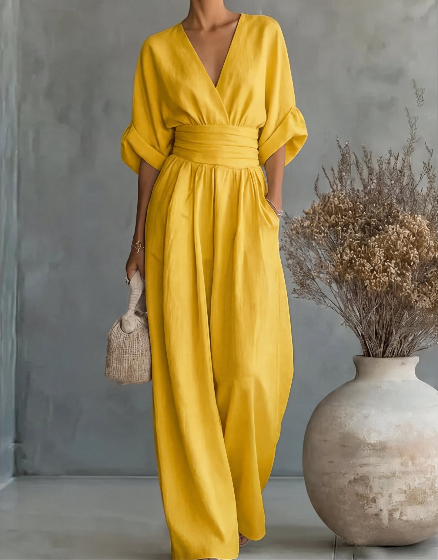 Marlowe – Elegante Jumpsuit met V-Hals & Wijde Pijpen