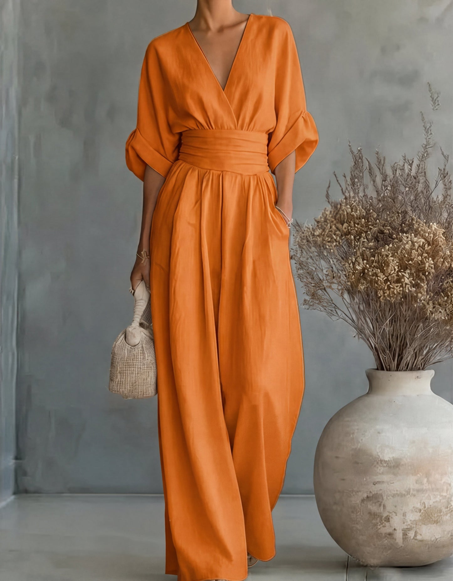 Marlowe – Elegante Jumpsuit met V-Hals & Wijde Pijpen