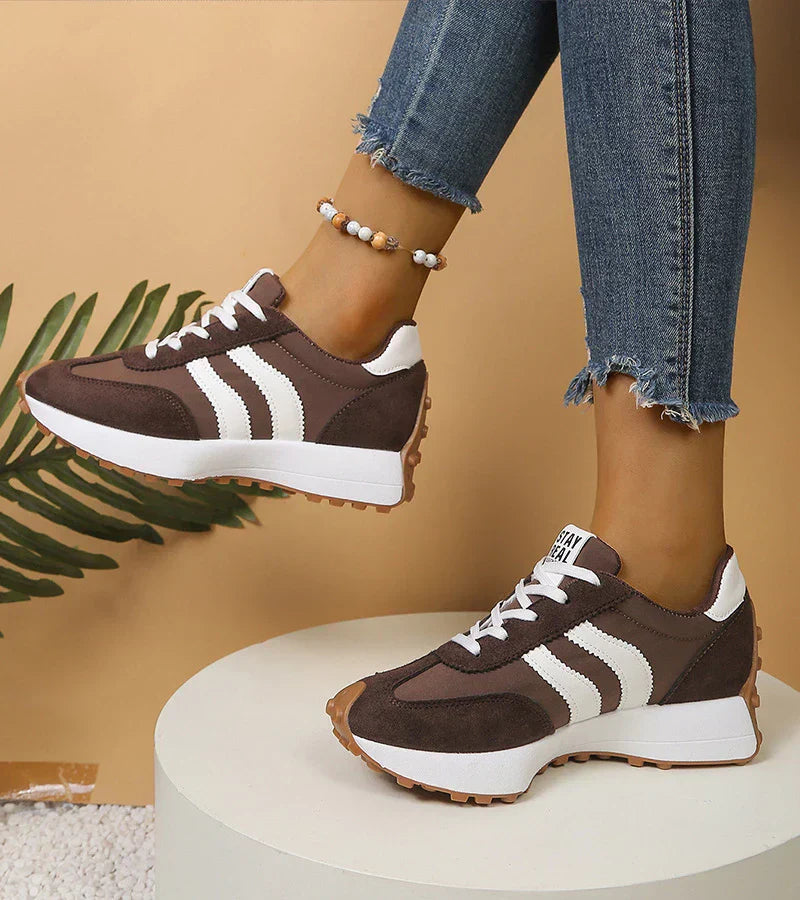 Elara orthopedische wandelsneakers met plateauzool en voetboogsteun, donkerbruin – Elyssor Fashion