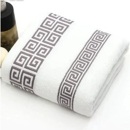 Santorini katoenen handdoek met geborduurde Griekse meander-rand in wit – Elyssor Fashion