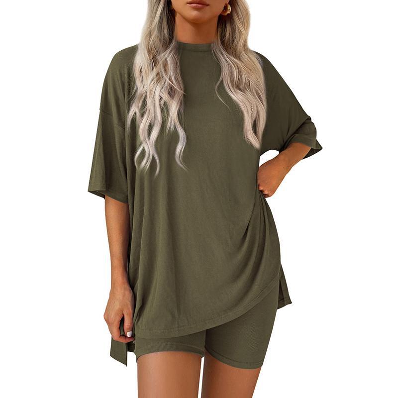 Siena donkergroene loungeset met oversized tee en biker short – Elyssor Fashion