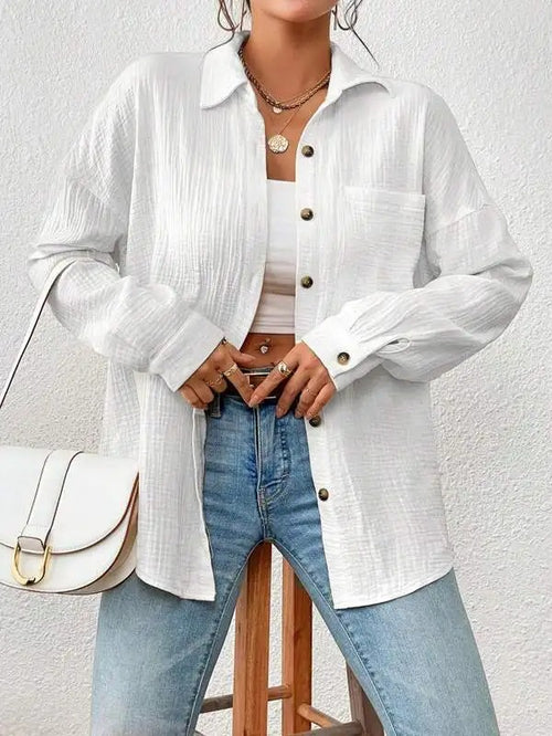 Mila Blouse – Witte Oversized Blouse met Knoopsluiting